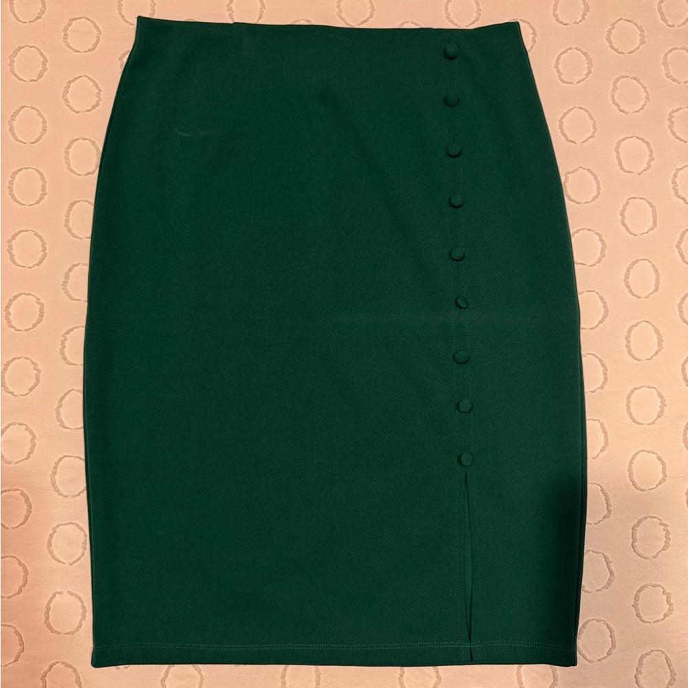 Like New - NYCC Green Pencil Skirt - Size Medium